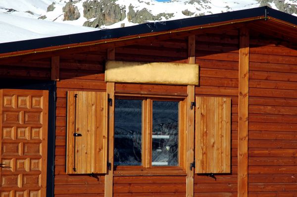 Cabin Window Repair in Ames